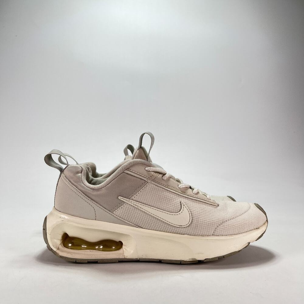 Nike Air Max INTRLK Lite Light Bone Lifestyle Sneakers DX3705-002 Women's Sz 5.5